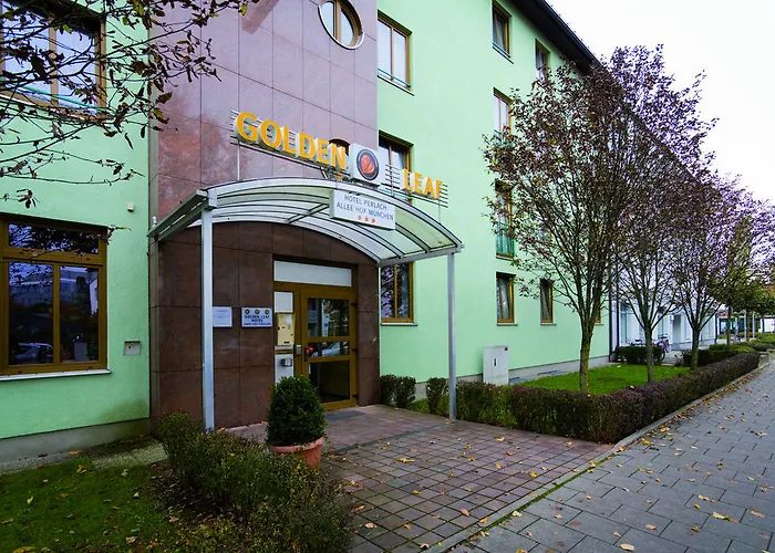 Hotel Perlach Allee by Blattl
